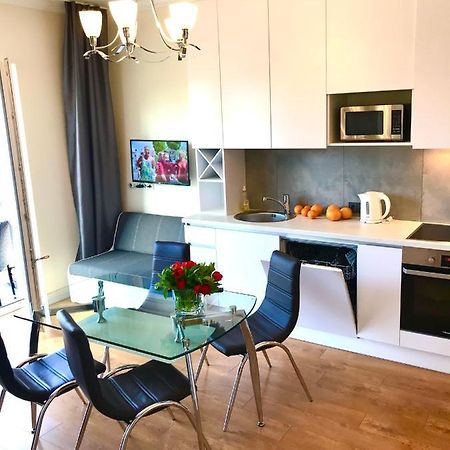 Villa Florance Apartments With Terraces & Parking Ventspils Extérieur photo