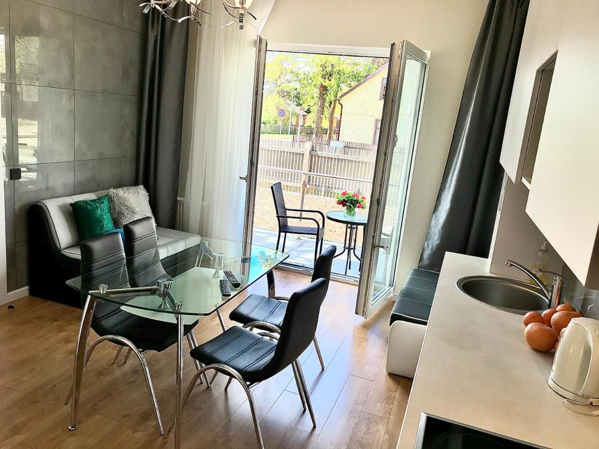 Villa Florance Apartments With Terraces & Parking Ventspils Extérieur photo